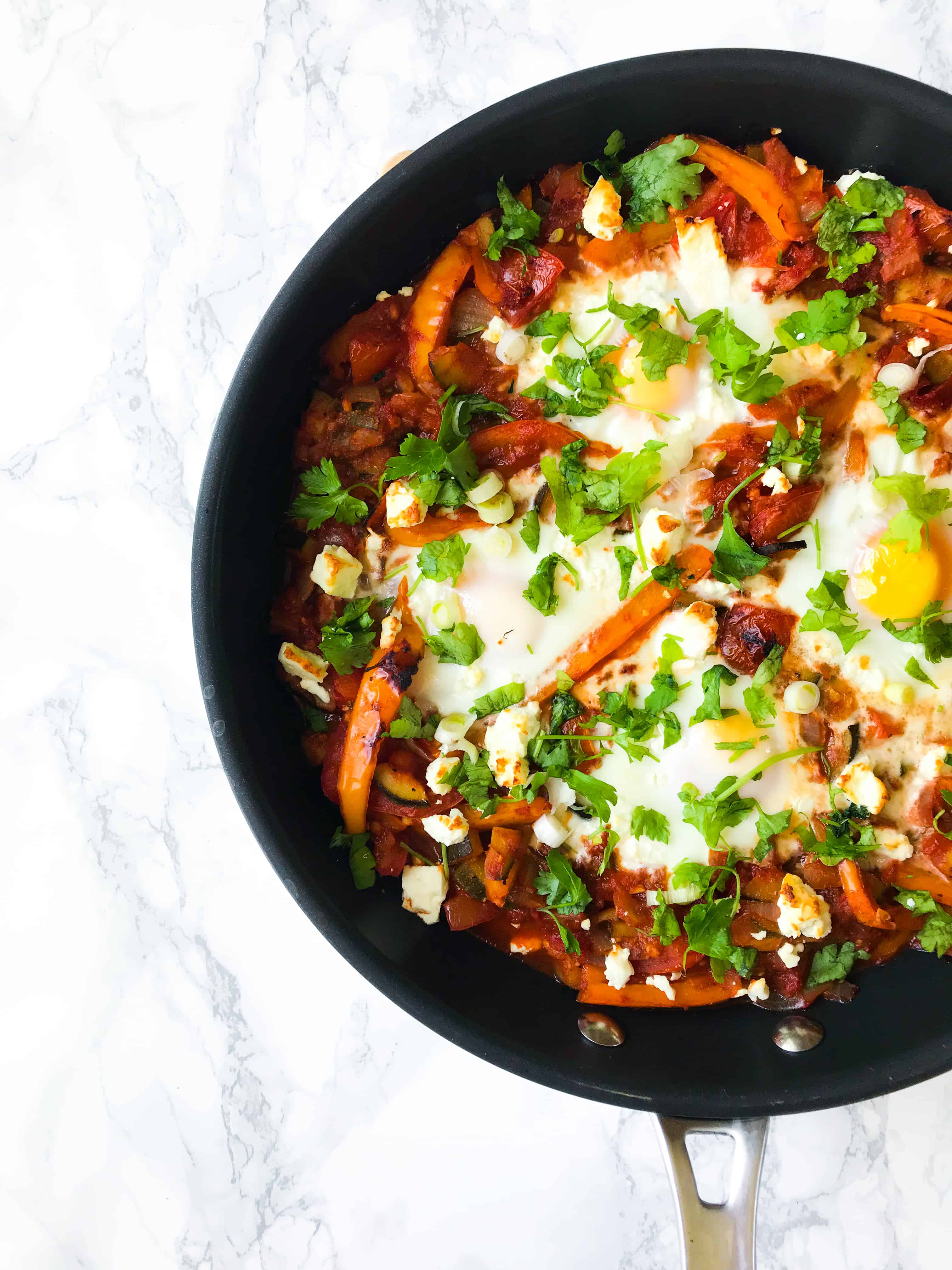 shakshuka (baked eggs)