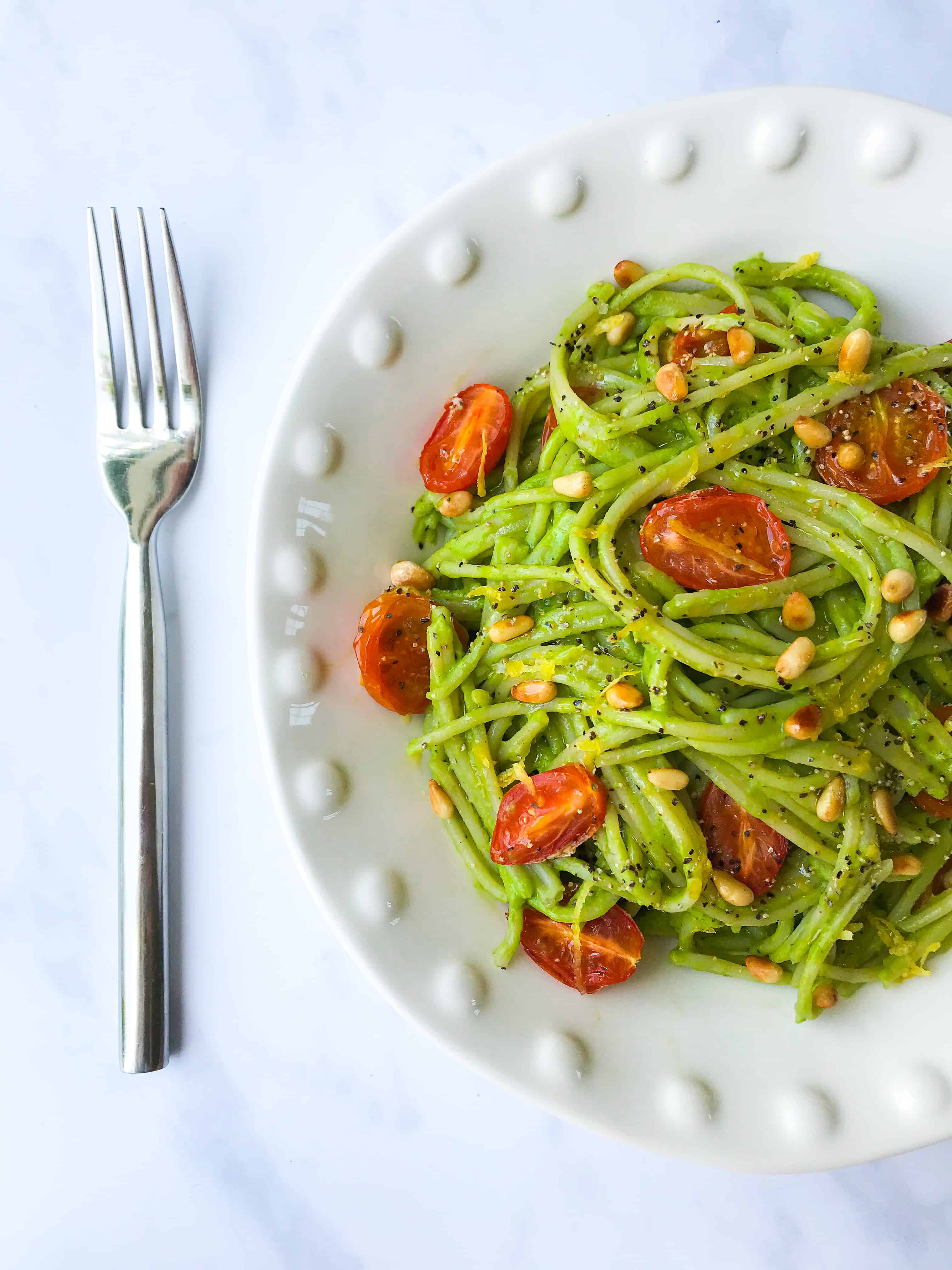 Avocado Pesto Pasta with Roasted Tomatoes and Pinenuts I Georgie Eats