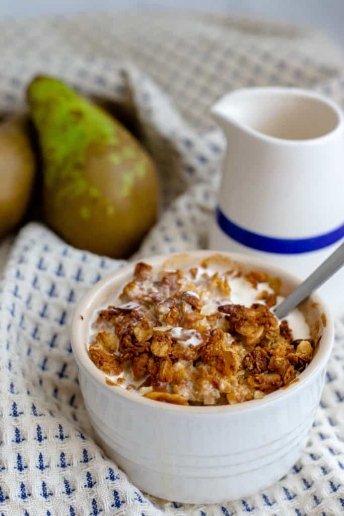 Pear and Ginger Crumble with a Oaty Topping I Eats