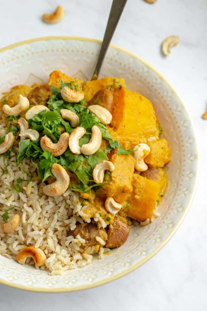 Butternut Squash Curry with Chestnuts & Kale I Georgie Eats