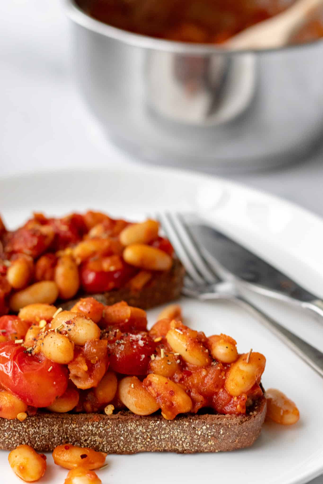 Healthy BBQ Baked Beans On Toast Recipe I Eats