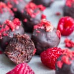 Chocolate Date Truffles - Healthy, Vegan & GF! Georgie Eats.