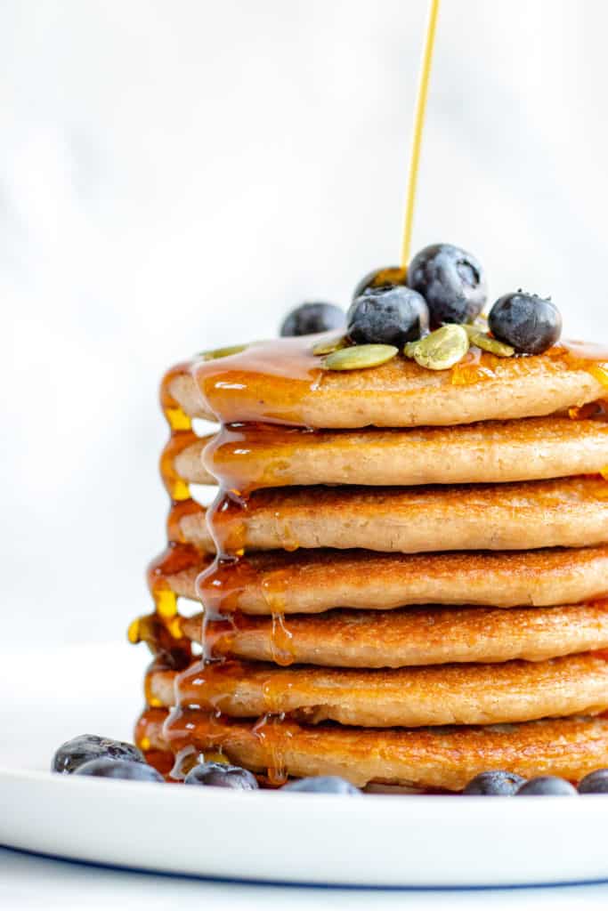 Oaty Banana Pancakes - Healthy, Vegan & GF! Georgie Eats.