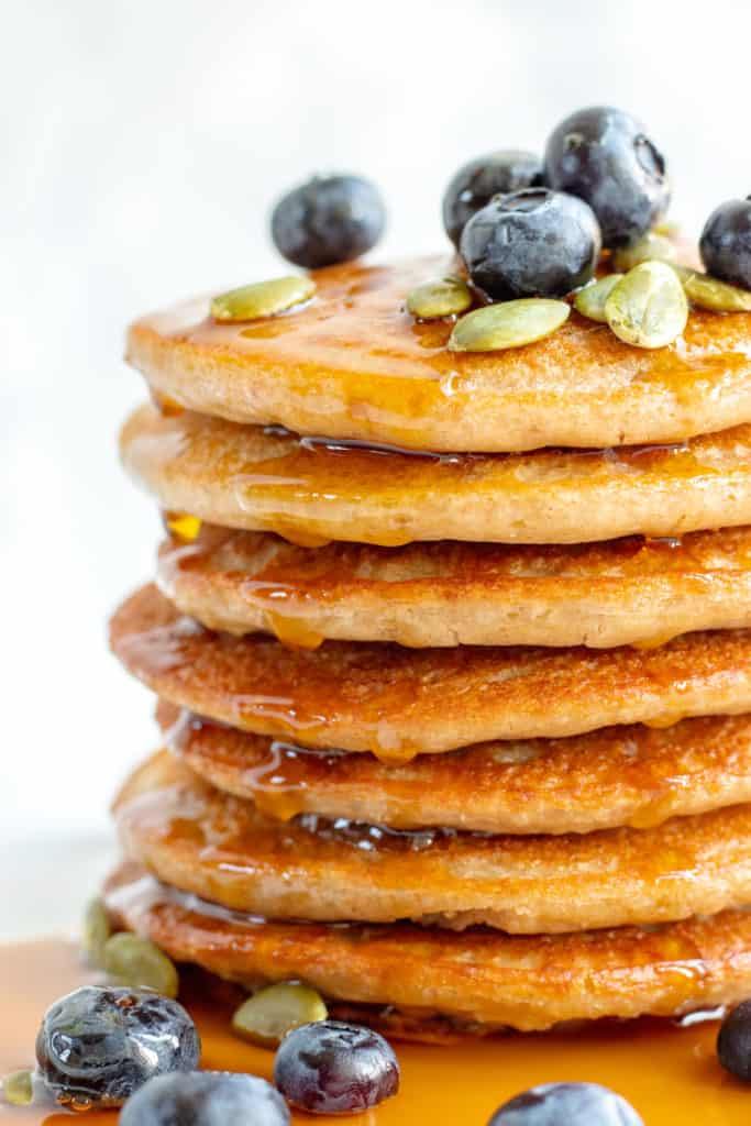 Oaty Banana Pancakes - Healthy, Vegan & GF! Georgie Eats.