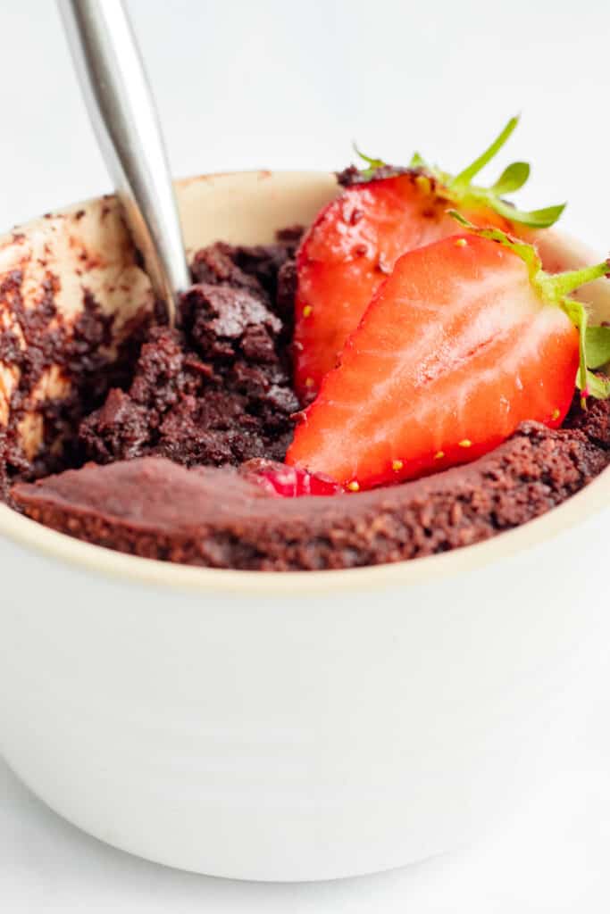 Single-Serve Molten Chocolate Pudding - Vegan, GF & Healthy! Georgie Eats.