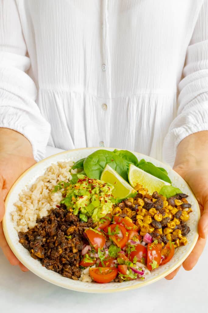 Mushroom Burrito Bowl - Vegan, GF & Healthy! Georgie Eats.