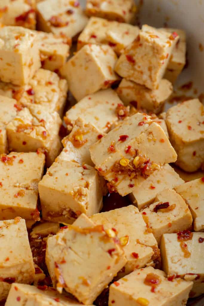Tofu marinating in chilli-ginger dressing.