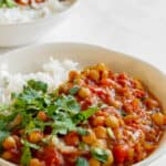 Quick Chickpea Curry - Vegan, GF & Healthy! Georgie Eats.