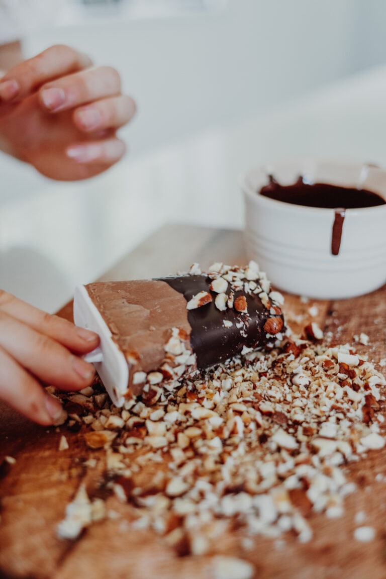 Healthy Vegan Chocolate Fudge Ice Lollies I Eats