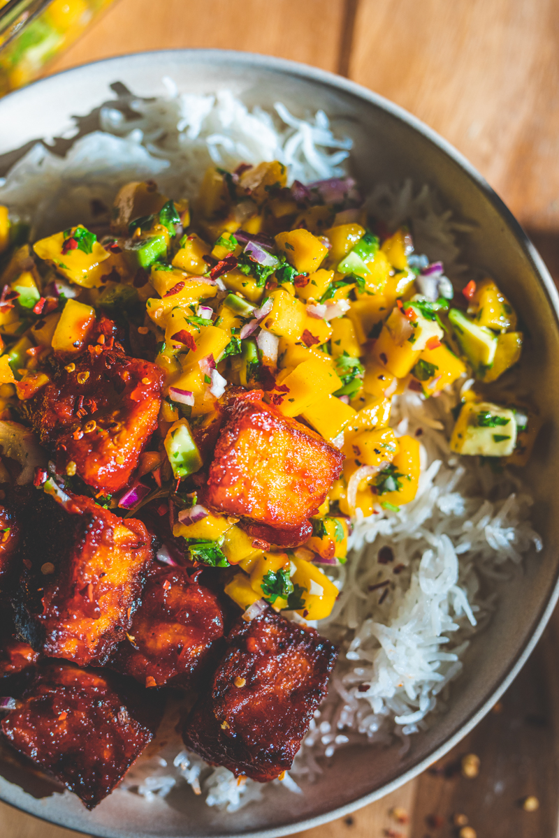 BBQ Tofu Bowls with Mango Salsa - Georgie Eats 