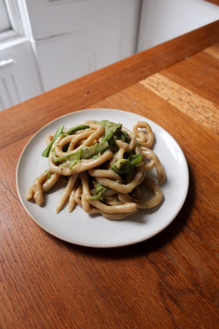 Asparagus Cacio e Pepe - Georgie Eats