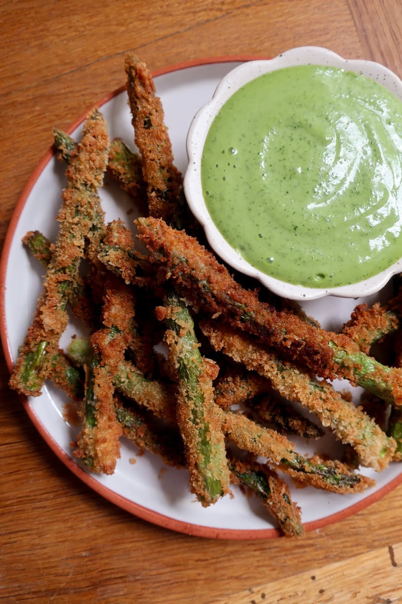 Crispy Asparagus & Basil Aioli - Georgie Eats