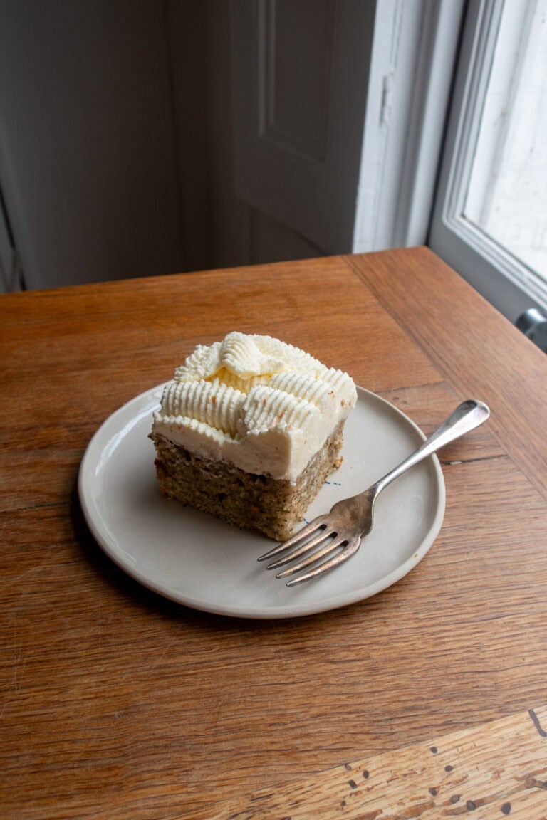 LONDON FOG CAKE WITH BLOOD ORANGE & MASCARPONE ICING - Georgie Mullen