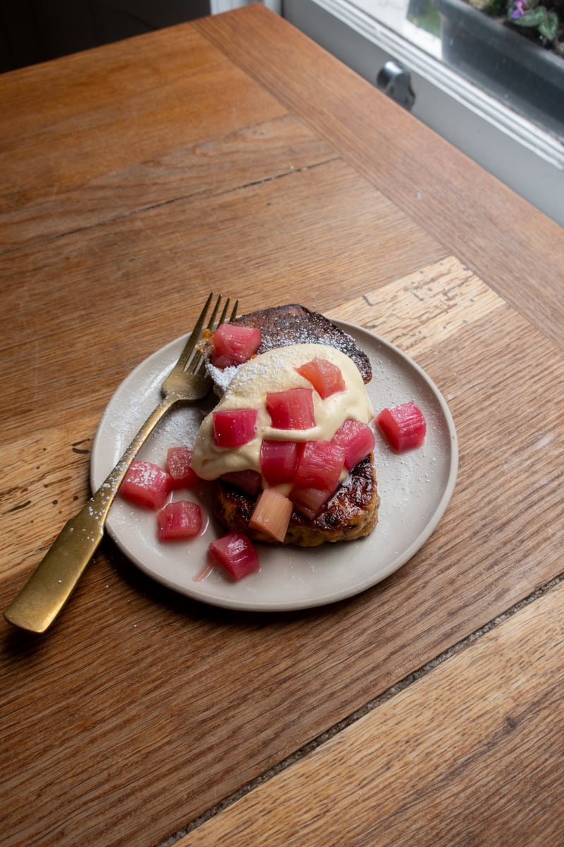 RHUBARB & CUSTARD HOTT CROSS BUN FRENCH TOAST - Georgie Mullen
